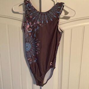 Adult Small Plum Leo